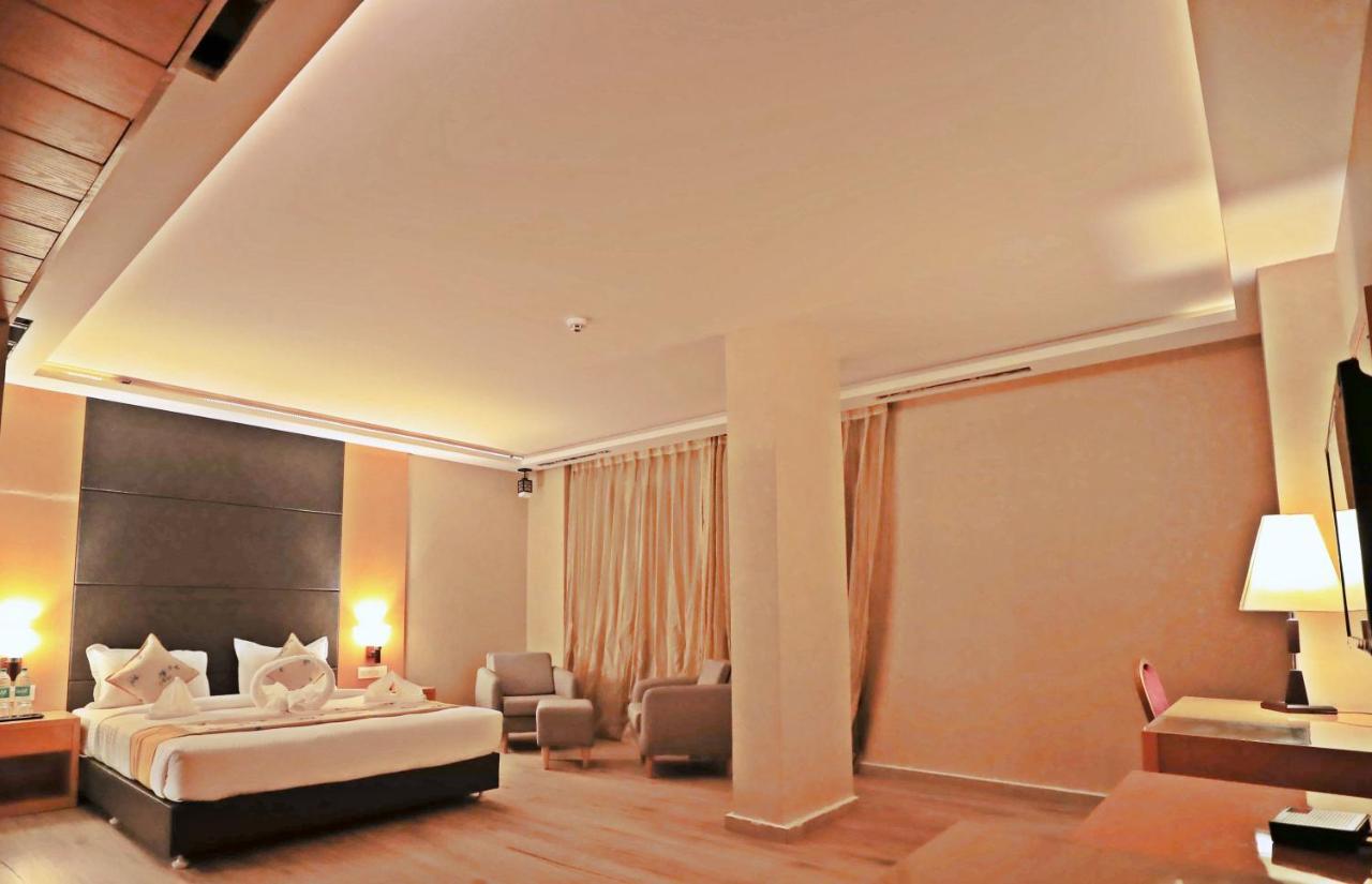 Bindiram Express By Shrigo Hotels Sitapur Muafi 외부 사진