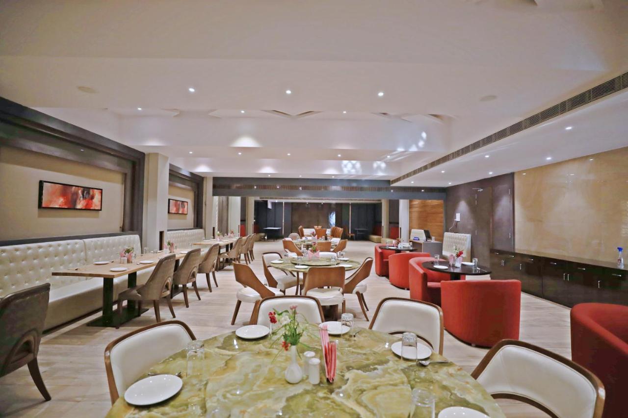 Bindiram Express By Shrigo Hotels Sitapur Muafi 외부 사진